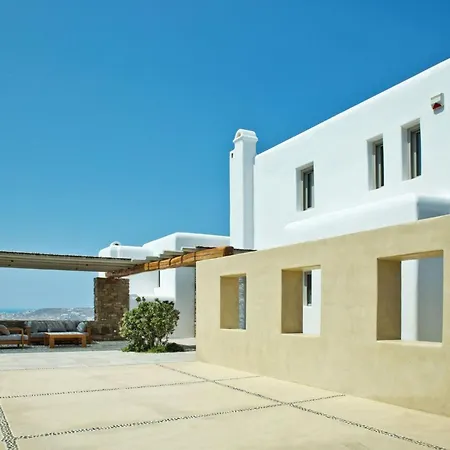 Elegant Mykonos White Satin Private Gym 4 Bedrooms Sea View וילה טורלוס